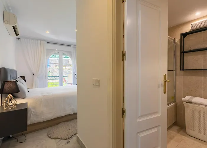 דירה Great Views, Large Terrace & Walking Distance *