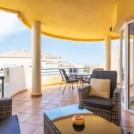 Appartement Great Views, Large Terrace & Walking Distance *