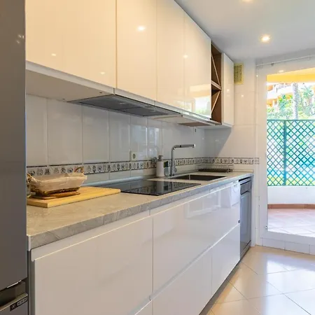 דירה Great Views, Large Terrace & Walking Distance *